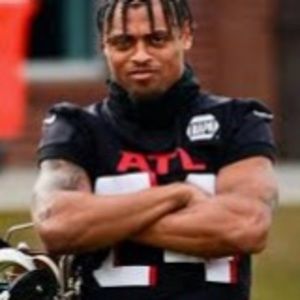 Meet your Posher, Cj